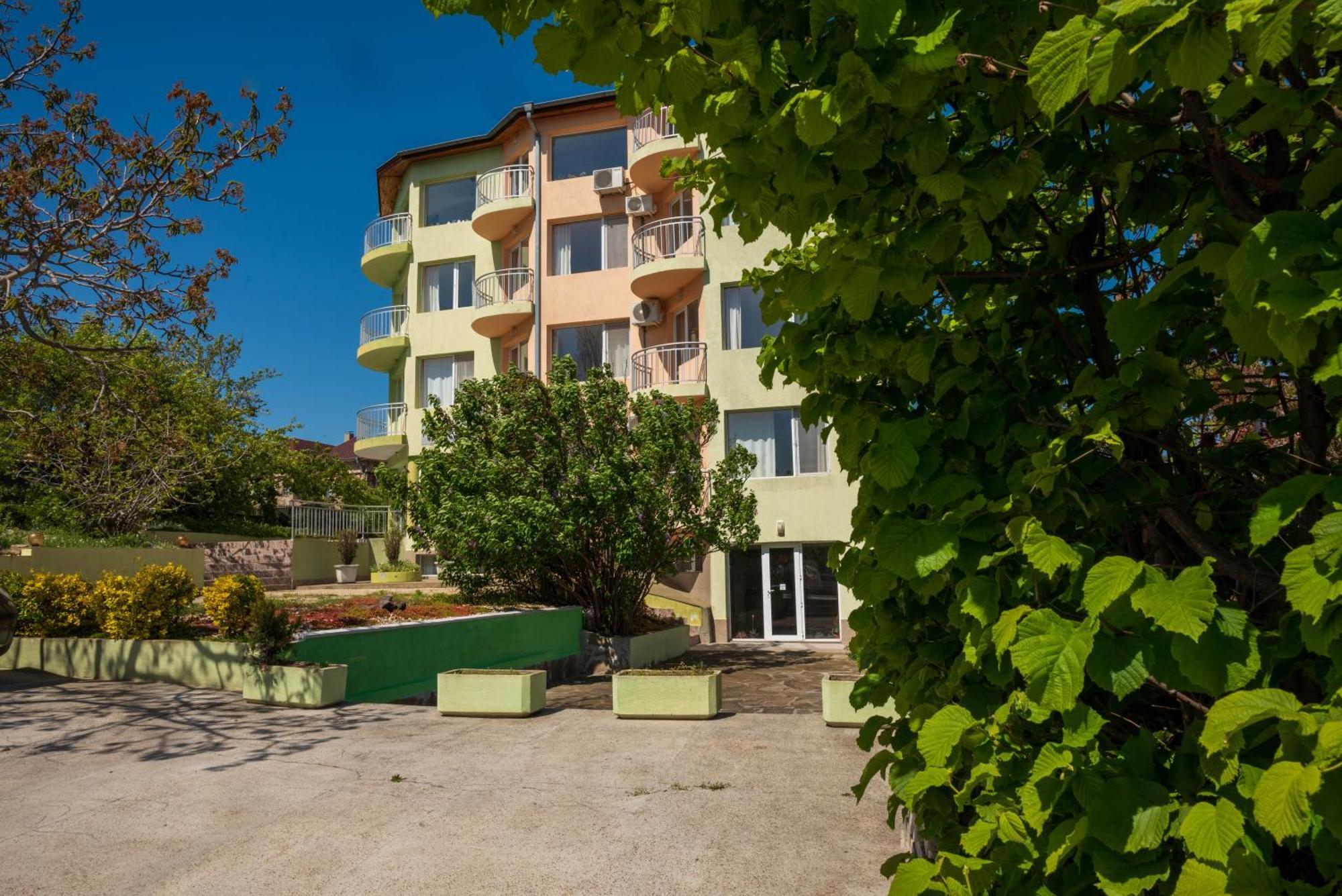 Family Hotel Perla Aranyhomok Kültér fotó